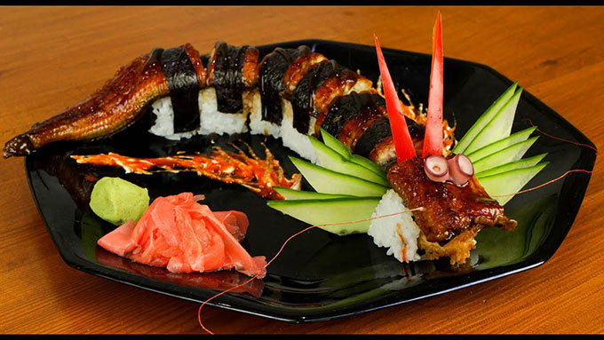 You are currently viewing What is in a sea dragon roll? The answer may surprise you